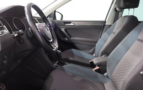 Volkswagen Tiguan II, 2020 год, 1 849 000 рублей, 8 фотография