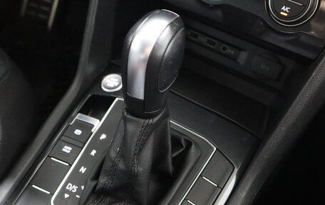 Volkswagen Tiguan II, 2020 год, 1 849 000 рублей, 11 фотография