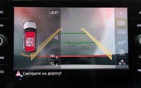 Volkswagen Tiguan II, 2020 год, 1 849 000 рублей, 10 фотография