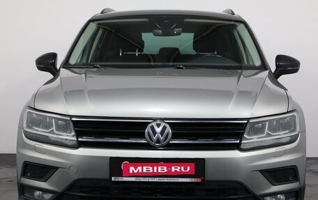 Volkswagen Tiguan II, 2020 год, 1 849 000 рублей, 2 фотография