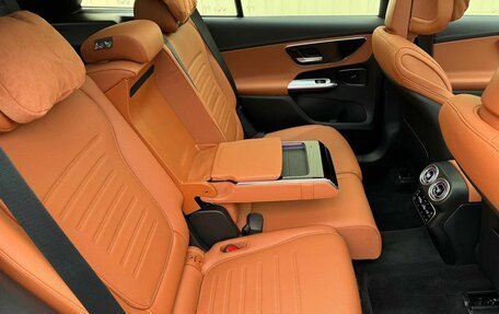 Mercedes-Benz GLC, 2024 год, 8 990 000 рублей, 15 фотография