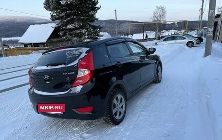 Hyundai Solaris II рестайлинг, 2011 год, 780 000 рублей, 5 фотография