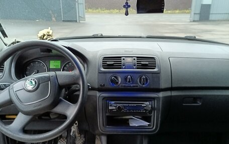 Skoda Fabia II, 2010 год, 420 000 рублей, 5 фотография