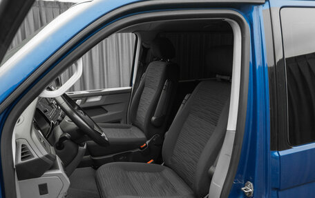 Volkswagen Caravelle T6 рестайлинг, 2021 год, 4 390 000 рублей, 11 фотография