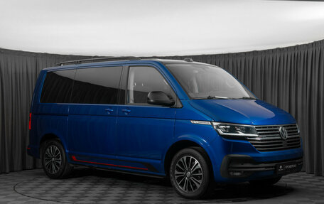 Volkswagen Caravelle T6 рестайлинг, 2021 год, 4 390 000 рублей, 2 фотография