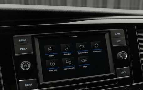 Volkswagen Caravelle T6 рестайлинг, 2021 год, 4 390 000 рублей, 25 фотография