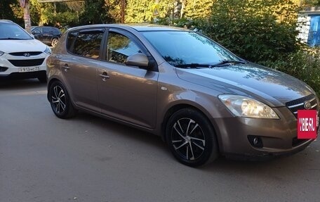 KIA cee'd I рестайлинг, 2008 год, 530 000 рублей, 2 фотография