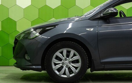 Hyundai Solaris II рестайлинг, 2021 год, 1 700 000 рублей, 9 фотография