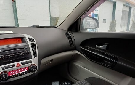 KIA cee'd I рестайлинг, 2008 год, 530 000 рублей, 18 фотография