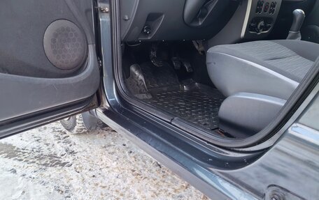 Renault Logan I, 2010 год, 620 000 рублей, 11 фотография