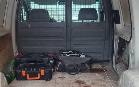 Volkswagen Caddy III рестайлинг, 2005 год, 400 000 рублей, 8 фотография