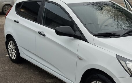 Hyundai Solaris II рестайлинг, 2013 год, 950 000 рублей, 7 фотография