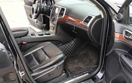 Jeep Grand Cherokee, 2012 год, 1 750 000 рублей, 16 фотография