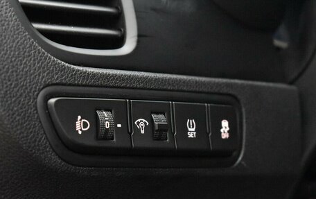 KIA Rio IV, 2019 год, 1 375 000 рублей, 10 фотография