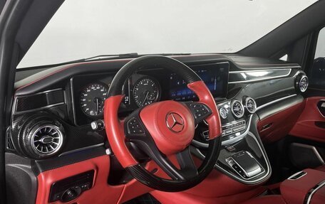 Mercedes-Benz Vito, 2023 год, 7 450 000 рублей, 12 фотография