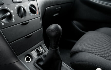 Toyota Corolla, 2005 год, 585 000 рублей, 18 фотография