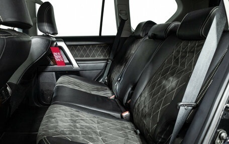 Toyota Land Cruiser Prado 150 рестайлинг 2, 2015 год, 3 600 000 рублей, 10 фотография