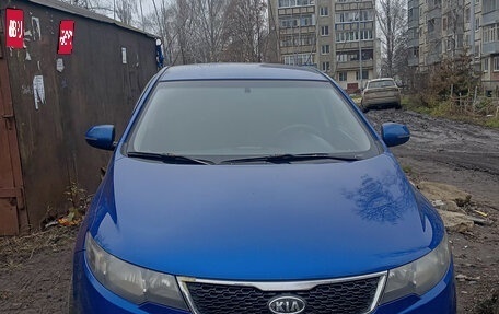 KIA Cerato III, 2011 год, 800 000 рублей, 1 фотография