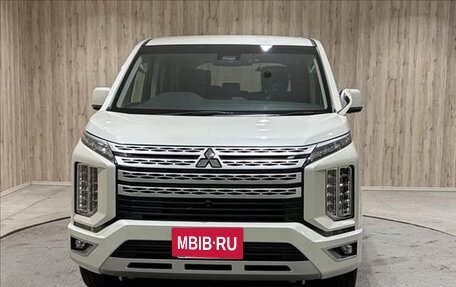 Mitsubishi Delica D:5 I, 2021 год, 2 520 000 рублей, 4 фотография