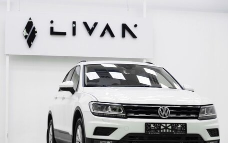 Volkswagen Tiguan II, 2020 год, 1 799 000 рублей, 5 фотография