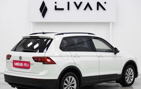 Volkswagen Tiguan II, 2020 год, 1 799 000 рублей, 2 фотография