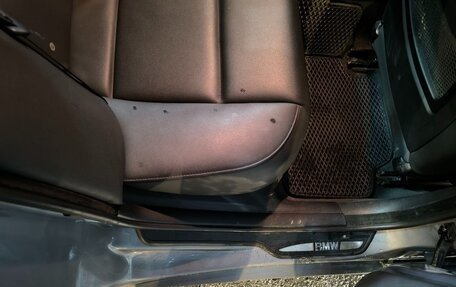 BMW 3 серия, 2009 год, 900 000 рублей, 26 фотография