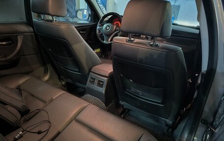 BMW 3 серия, 2009 год, 900 000 рублей, 27 фотография