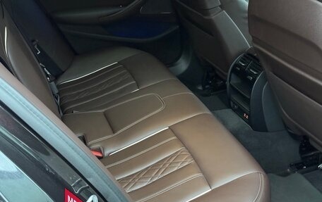 BMW 5 серия, 2020 год, 5 990 000 рублей, 21 фотография