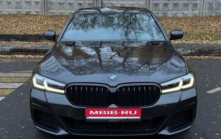 BMW 5 серия, 2020 год, 5 990 000 рублей, 8 фотография