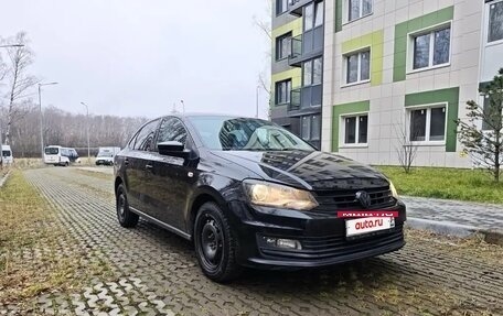 Volkswagen Polo VI (EU Market), 2016 год, 880 000 рублей, 2 фотография