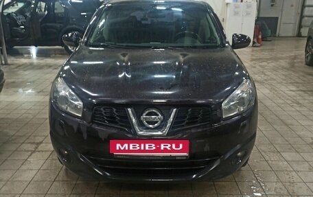 Nissan Qashqai, 2010 год, 895 000 рублей, 2 фотография
