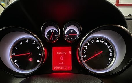 Opel Astra J, 2013 год, 999 999 рублей, 24 фотография