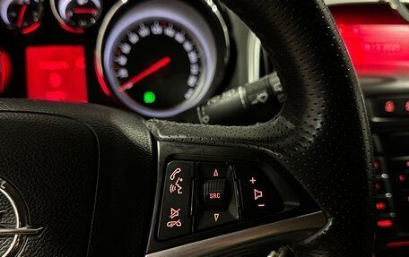 Opel Astra J, 2013 год, 999 999 рублей, 37 фотография