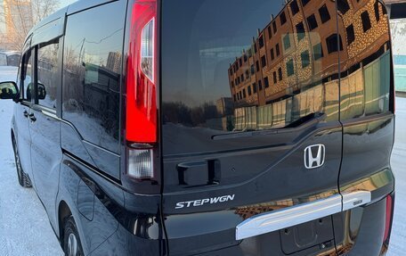 Honda Stepwgn IV, 2016 год, 1 930 000 рублей, 15 фотография