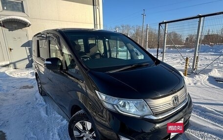 Honda Stepwgn IV, 2016 год, 1 930 000 рублей, 14 фотография