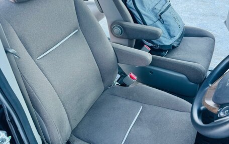 Honda Stepwgn IV, 2016 год, 1 930 000 рублей, 31 фотография