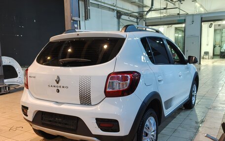 Renault Sandero II рестайлинг, 2017 год, 949 000 рублей, 1 фотография