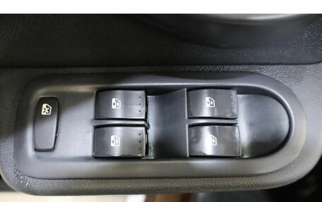 Renault Duster I рестайлинг, 2013 год, 929 000 рублей, 13 фотография