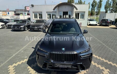 BMW X7, 2023 год, 11 766 000 рублей, 2 фотография