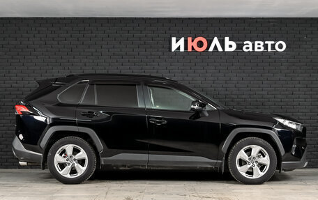 Toyota RAV4, 2020 год, 3 540 000 рублей, 9 фотография