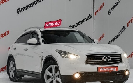 Infiniti QX70, 2013 год, 2 100 000 рублей, 3 фотография
