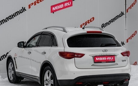 Infiniti QX70, 2013 год, 2 100 000 рублей, 4 фотография