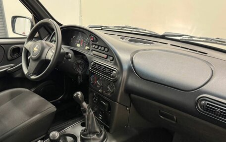 Chevrolet Niva I рестайлинг, 2017 год, 707 000 рублей, 12 фотография