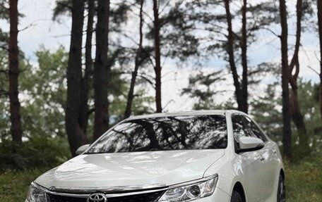 Toyota Camry, 2015 год, 1 950 000 рублей, 2 фотография