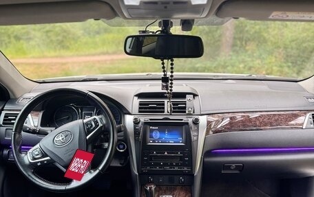 Toyota Camry, 2015 год, 1 950 000 рублей, 10 фотография