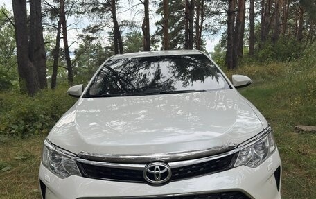 Toyota Camry, 2015 год, 1 950 000 рублей, 18 фотография