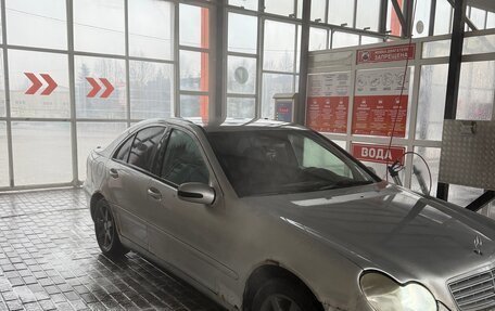 Mercedes-Benz C-Класс, 2002 год, 360 000 рублей, 2 фотография
