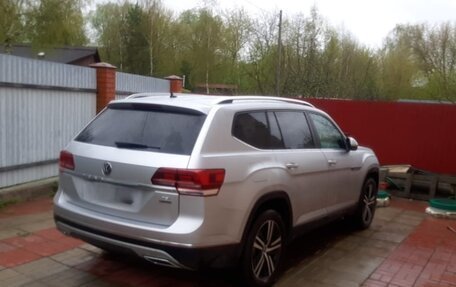 Volkswagen Teramont I, 2018 год, 3 500 000 рублей, 4 фотография