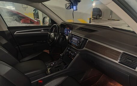 Volkswagen Teramont I, 2018 год, 3 500 000 рублей, 9 фотография