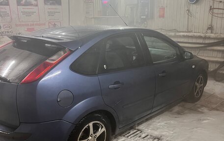 Ford Focus II рестайлинг, 2005 год, 550 000 рублей, 19 фотография